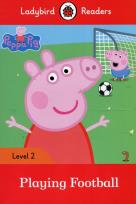 Opakowanie Peppa Pig: Playing Football Ladybird Readers Level 2