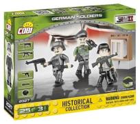 Opakowanie Small Army Niemcy - 3 figurki z akcesoriami