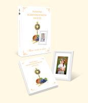 Okładka książki Pamiątka Pierwszej Kominii Świętej + ramka