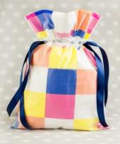 Opakowanie Worek Kolorowe Kwadraty 24x36cm (5szt) PAKADO