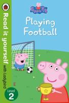 Okładka książki Peppa Pig: Playing Football -