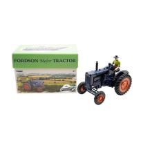 Opakowanie Britains Fordson Major Limited 100 lat TOMY