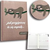 Opakowanie Kalendarz 2024 B6 dzienny sb/nd razem leniwiec Z