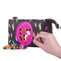 Opakowanie Neoprenowy piórnik na suwak z różowym panelem