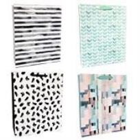 Opakowanie Torba prezentowa 18x23cm Pasy, Piksele mix