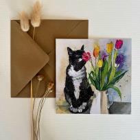 Opakowanie Kot wąchający tulipany