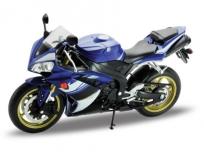 Opakowanie Motocykl Yamaha YZF-R1 granatowy 1:10 WELLY
